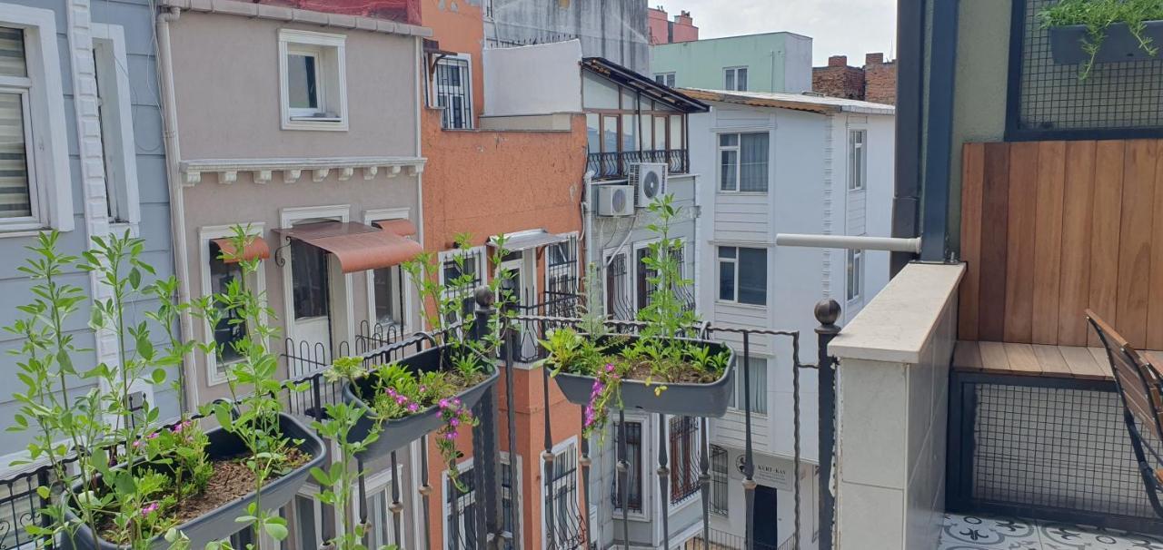 Taksim Suite Истанбул Екстериор снимка