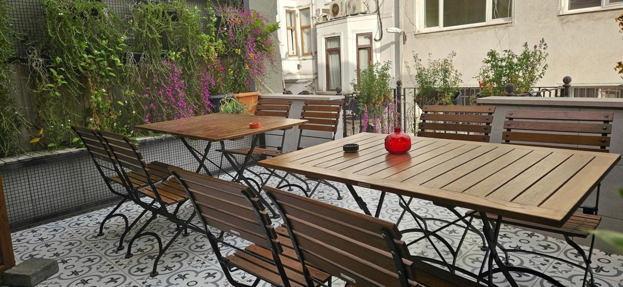 Taksim Suite Истанбул Екстериор снимка